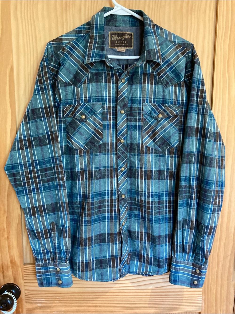 Wrangler Retro, Blue and Brown Plaid Western Pearl Snap Cotton Shirt